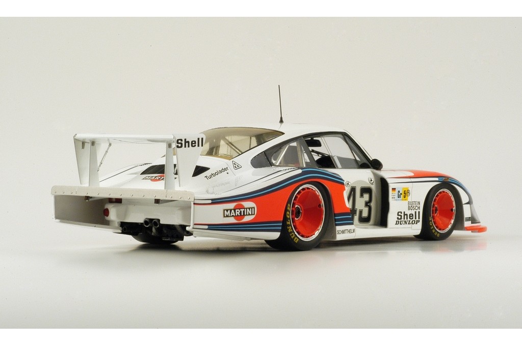 SPARK 18S030 PORSCHE 935