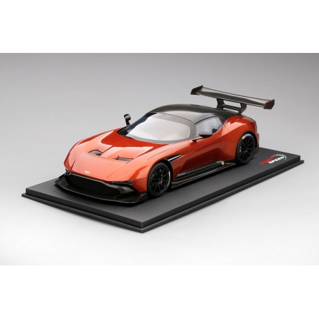 TOP SPEED TS0026 ASTON MARTIN Vulcan Volcano Orange (999 ex)