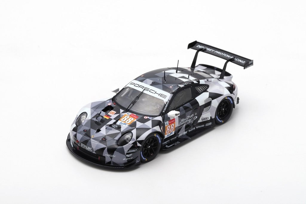 SPARK S7042 PORSCHE 911 RSR N°88 Dempsey-Proton Racing 24H Le Mans