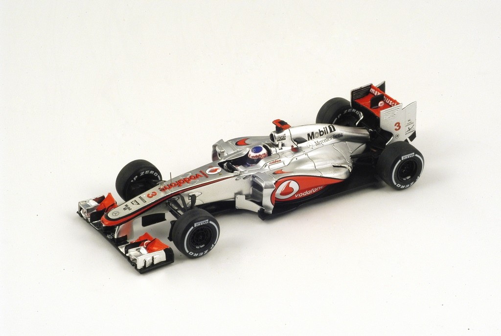 自動車 Vodafone McLaren Mercedes MP4-27 1/24 Vodafone McLaren Mercedes MP4-27 1/24 McLaren MP4-27