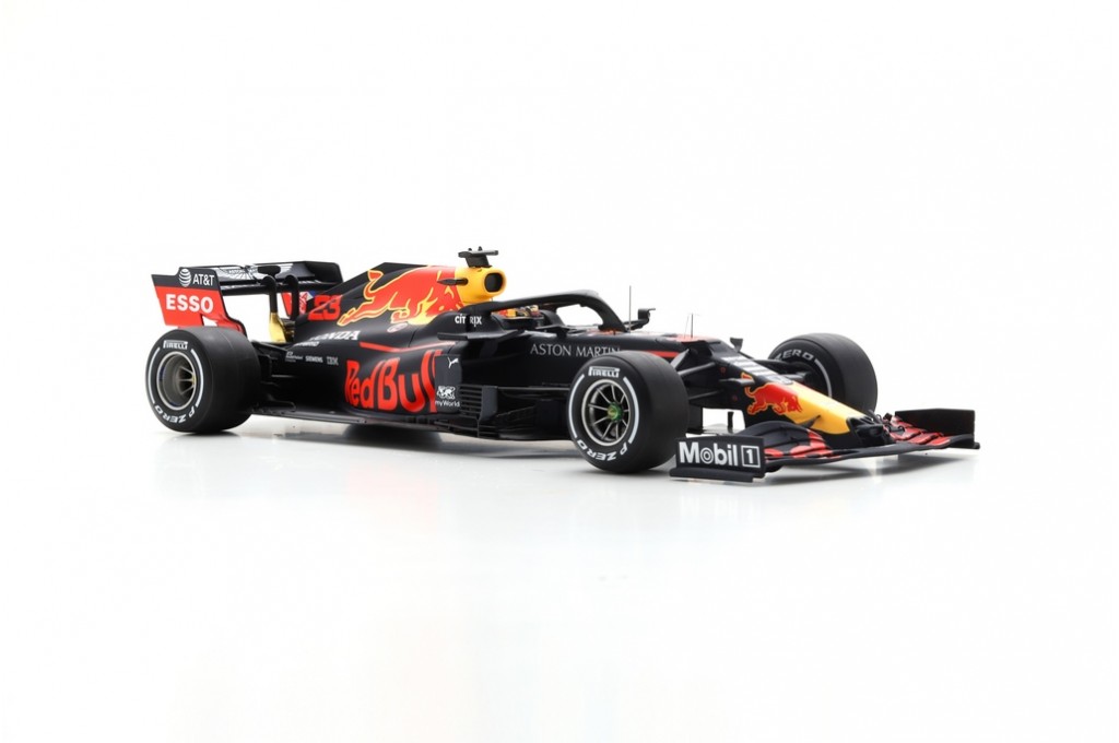 Aston Martin Red Bull Racing RB16 アルボン 楽天市場】スパーク 1/43 アストンマーティン レッドブル RB16 #23 F1