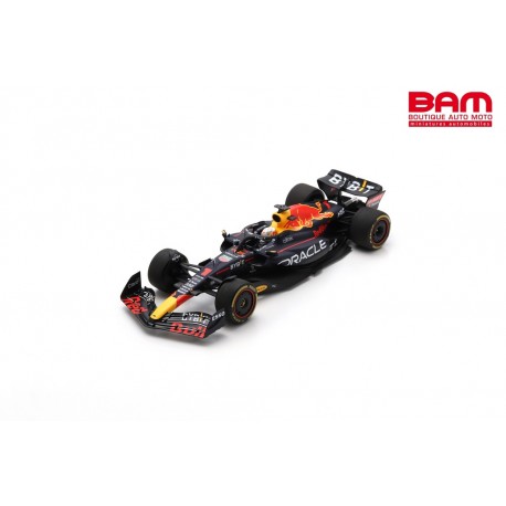 SPARK 18S772 RED BULL RB18 N°1 Oracle Red Bull Racing 1er GP Belgique 2022 Max Verstappen (1/18)