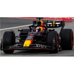 SPARK 18S905 RED BULL RB19 N°1 Oracle Red Bull Racing Vainqueur GP Espagne 2023 (1/18)