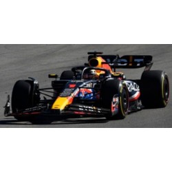 SPARK 18S955 RED BULL RB19 N°1 Oracle Red Bull Vainqueur GP USA 2023 Max Verstappen 1/18
