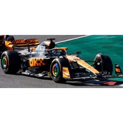 SPARK 18S967 MCLAREN MCL60 N°81 McLaren 3ème GP Japon 2023 Oscar Piastri 1/18