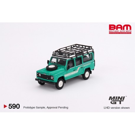 MINI GT MGT00590-L LAND ROVER Defender 110 1985 County Station