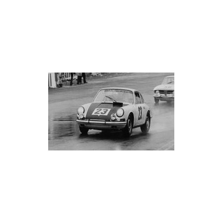 SPARK 43SPA1967 PORSCHE 911 S N°23 Vainqueur 24H Spa 1967 J-P. Gaban – "Pedro" 1/43