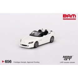 MINI GT MGT00656-L HONDA S2000 (AP2) CR Grand Prix White (1/64)