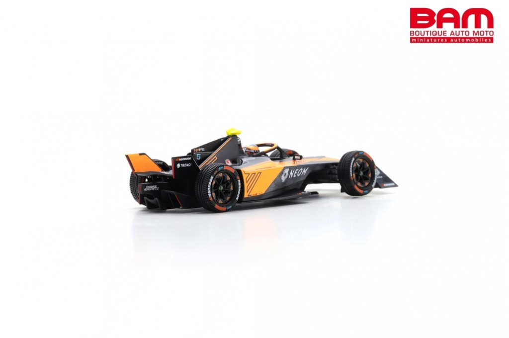 SPARK S6541 NEOM MCLAREN FORMULA E TEAM N°5 Formule E Saison