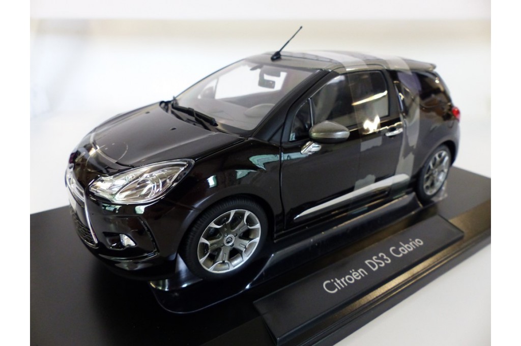 Citroën DS3 Cabrio black (Norev) 1:18