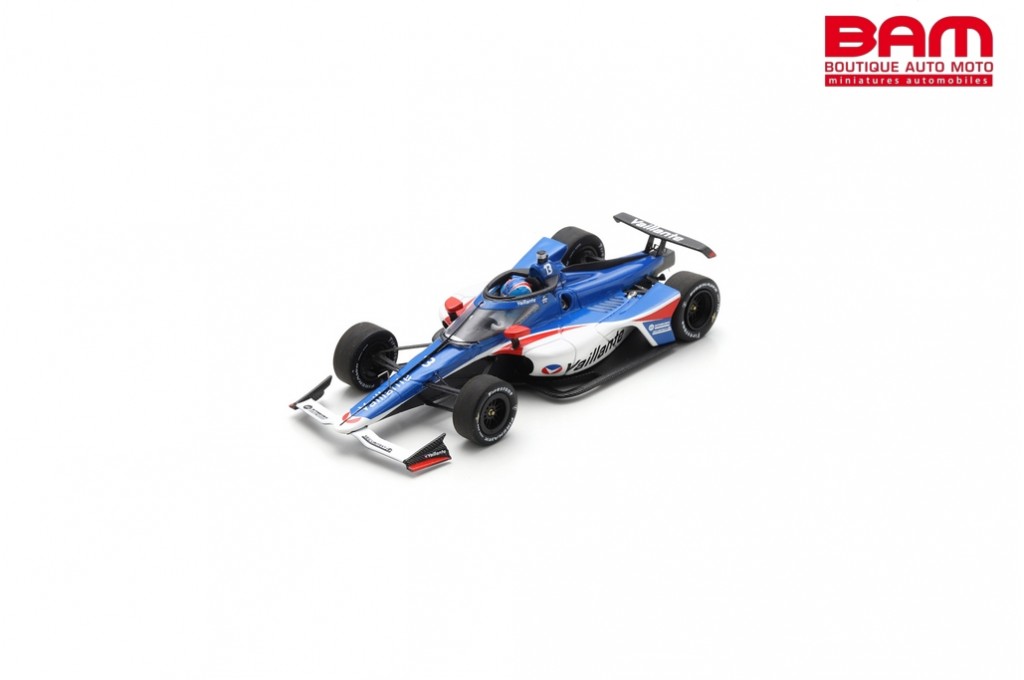 Indy 43 top
