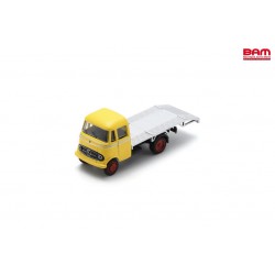SCHUCO 452678300 MERCEDES-BENZ L319 Car transporter 1/87