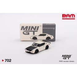 MINI GT MGT00702-R NISSAN Skyline Kenmeri Liberty Walk 1973 White RHD 1/64