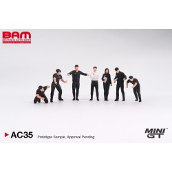 MINI GT MGTAC35 FIGURINE Nissan Nismo technician team 2024 1/64
