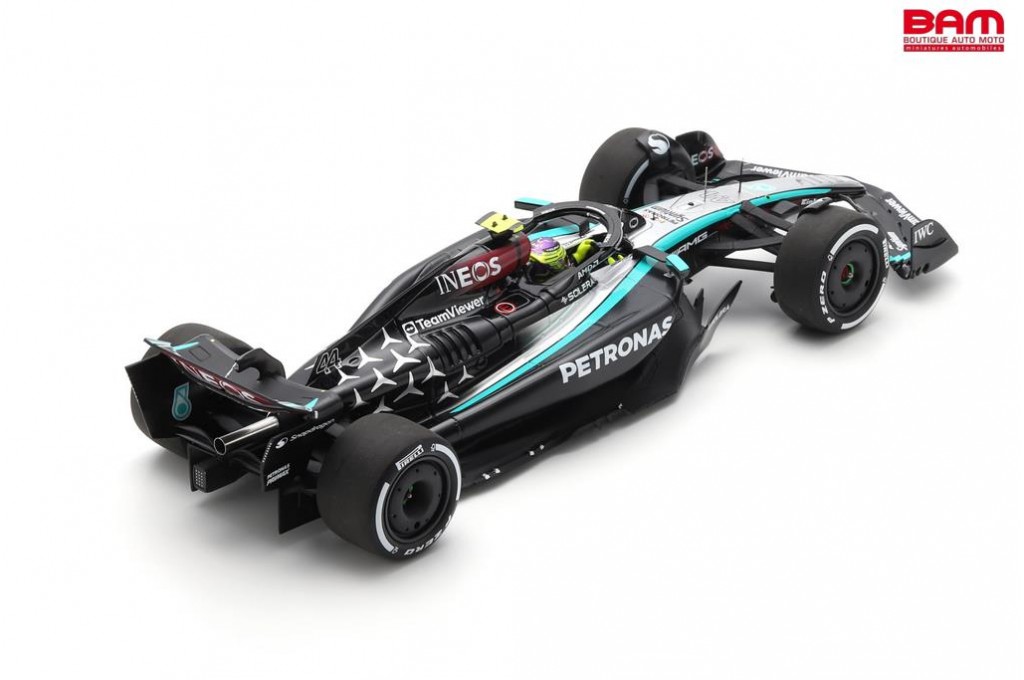 Miniature Spark 1/18 Mercedes AMG Petronas W12 E Performance N°44 Hamilton (prévente)