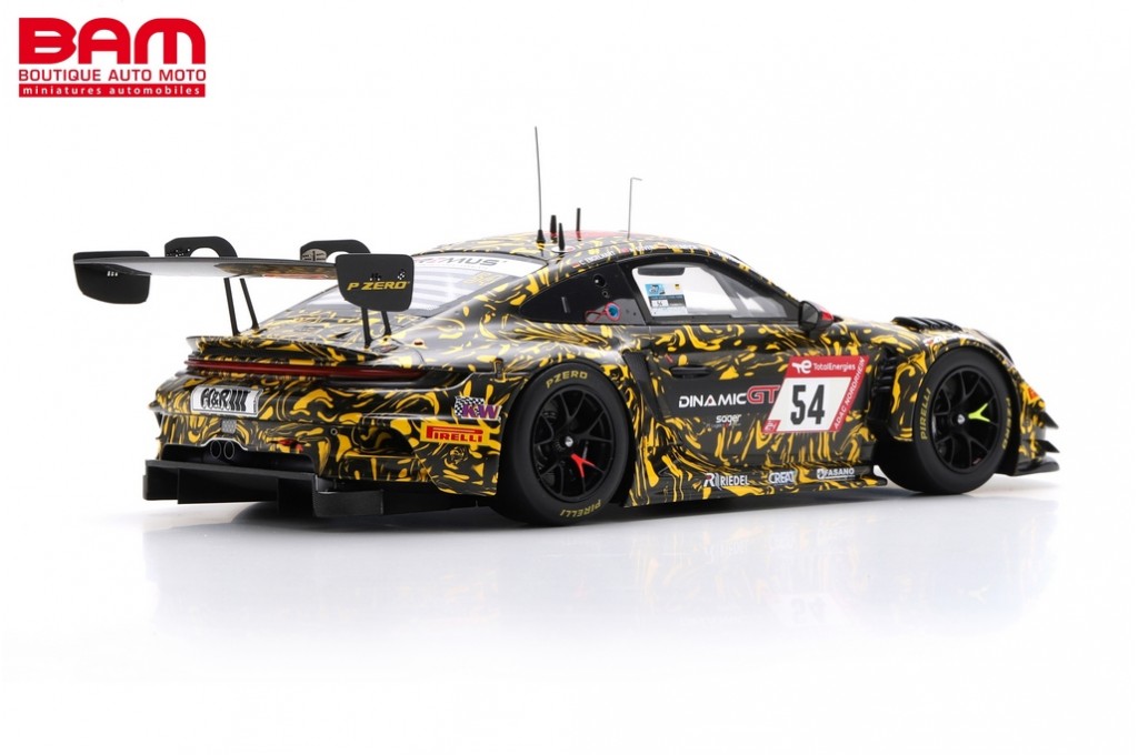SPARK 18SG063 PORSCHE 911 GT3 R (992) N°54 Dinamic GT SRL
