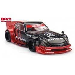 MINI GT KHMG172 NISSAN Skyline GT-R (R33) Active Carbon R V2 1995 1/64