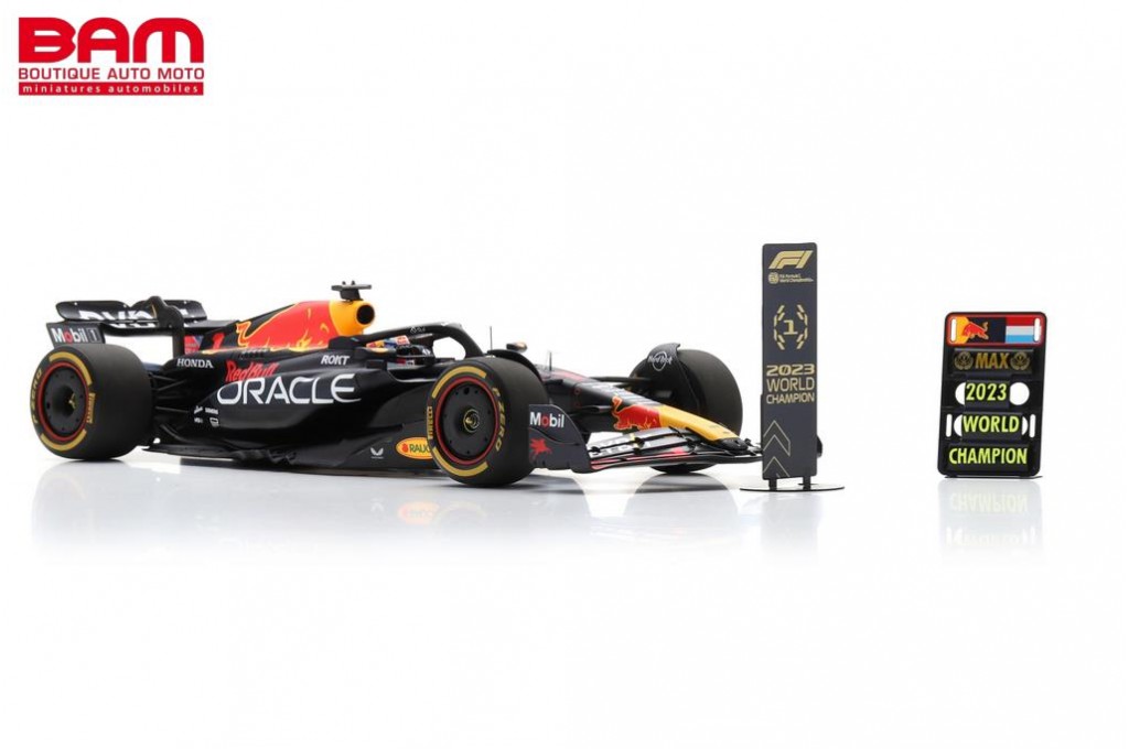 SPARK 18S909 RED BULL RB19 N°1 Oracle Red Bull Racing 2ème