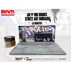 MINI GT AD-2424 DIORAMA Street Art LA Graffiti 2024 (voitures et figurines non fournies) 20x13x9cm (1/64)