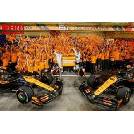 SPARK Y418 MCLAREN MCL38 N°4 & N°81 Champion Constructeur 2024 Lando Norris & Oscar Piastri (1/64)