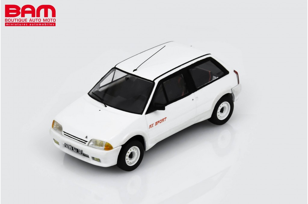 1/43 voiture miniature CITROEN AX 10 E 1987. Excellent état sur son socle sans vitrine - Collection