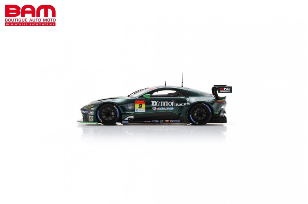 SPARK SGT004 ASTON MARTIN Vantage GT3 N°9 PACIFIC - D'station