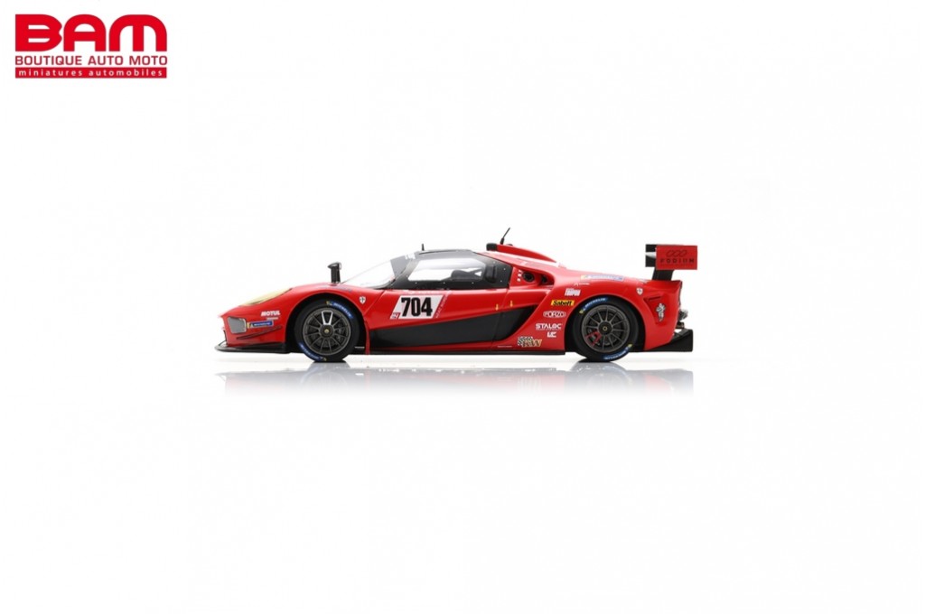 Scuderia Cameron Glickenhaus unveils SCG003 road and track