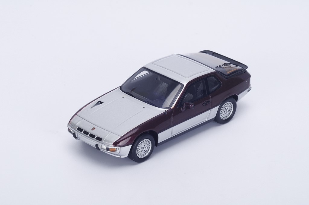 スパーク 【SPARK】 S0980 Porsche 924 Carrera GTR  SPARK S1375 PORSCHE 924 Turbo 1979 - Boutique Auto Moto ⁄ SPARK
