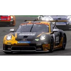 SPARK SG718 PORSCHE 911 GT3 Cup N°1 Porsche Carrera Cup Champion Allemagne 2024 Larry ten Voorde (300ex.) 1/43