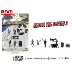 MINI GT AD-2428 FIGURINES Set: Behind the Scenes 2 (Inclu 4 figurines & 5 accessories. Total: 9 pieces) 1/64
