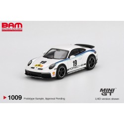 MINI GT MGT01009-L PORSCHE 911 (992) Dakar Rallye Design package 74 2024 1/64