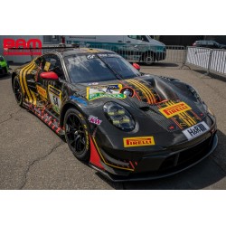 SPARK 18SG072 PORSCHE 911 GT3 R (992) N°54 Dinamic GT 3ème 24H Nürburgring 2025 (350 ex.) 1/43