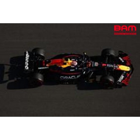 SPARK 18S1113 RED BULL Racing RB21 N°1 Oracle Red Bull Racing Vainqueur GP US 2025 Max Verstappen 1/18