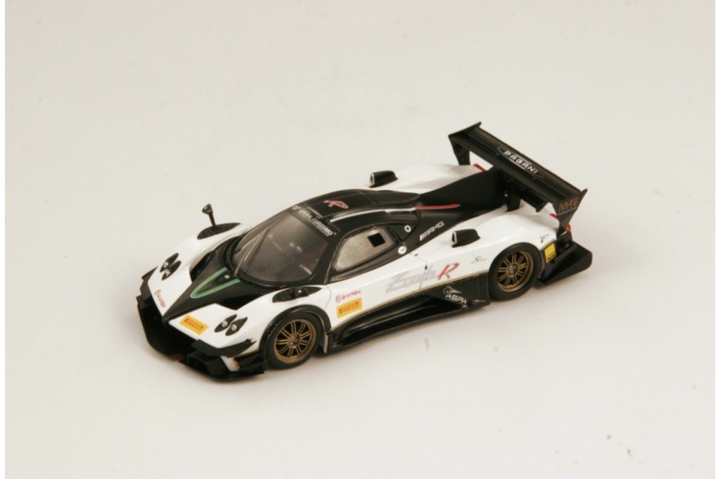 Spark 1:43 - Voiture miniature - Pagani Zonda - Le Mans 2004 - Catawiki