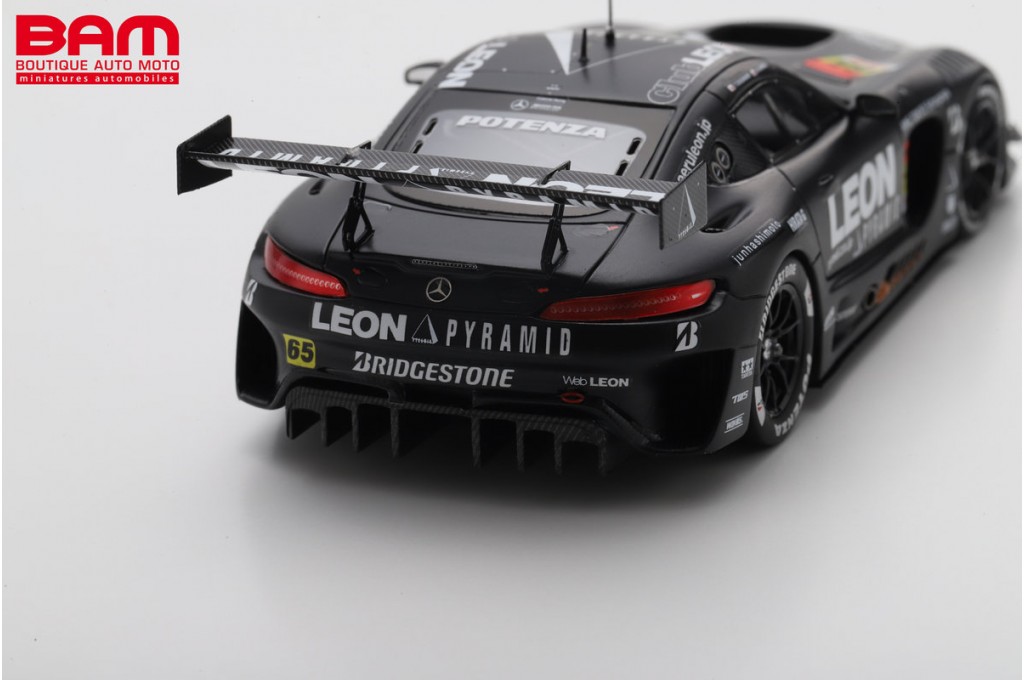 SPARK 43SGT2025C3 MERCEDES-AMG N°65 K2 R&D LEON PYRAMID RACING