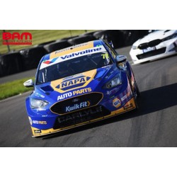 SPARK UK053 FORD Focus Titanium N°77 NAPA Racing UK - BTCC 2026 Sam Osborne (500ex.) 1/43