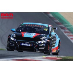 SPARK UK062 HYUNDAI i30n Fastback NÂ°22 Restart Racing - BTCC 2026 Chris Smiley (500ex.) 1/43