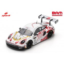 SPARK 18SP453 PORSCHE GT3 R N°8 AO Racing Vainqueur 1000km Suzuka 2026 L. Heinrich - A. Picariello - J. Andlauer 1/18