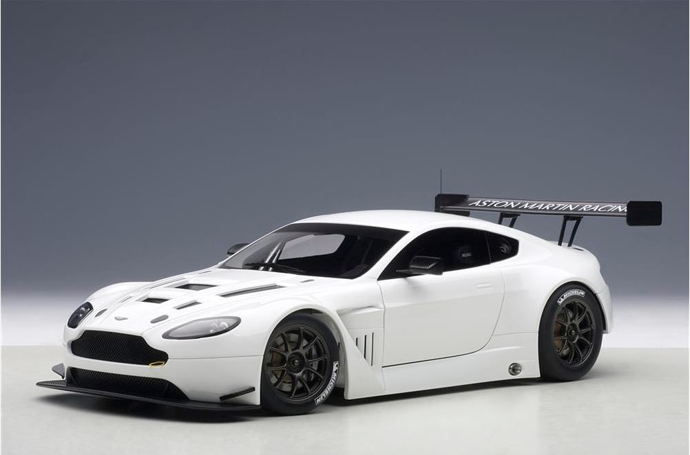Aston Martin Vantage V12 GT3 1/18 Autoart 81307 – Miniature Collection, Blanc