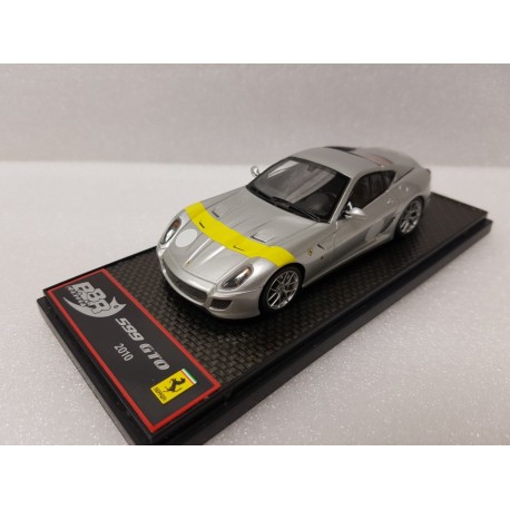 BBR BBRC35D FERRARI 599 GTO 2010 SILVER/ YELLOW STRIPE 1.43 - Boutique Auto  Moto / SPARK