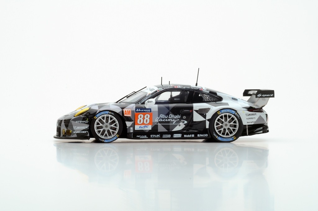 Miniature Spark 1:43 – Porsche RSR N°92 – 3ème GTE Pro Le Mans 2021 – Boîte D'origine
