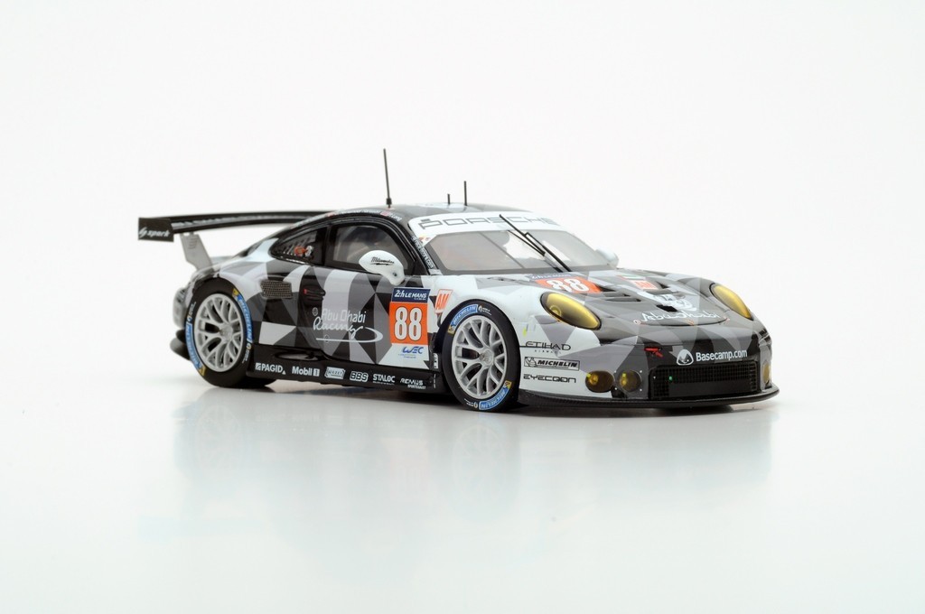 PORSCHE 911 RSR N°88 3ème LM GTE AM 24H le Mans 2016 1/43 Spark S5142