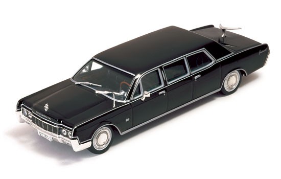 IXO CLC033 LINCOLN CONTINENTAL LIMOUSINE 1.43 - Boutique Auto Moto